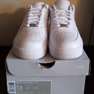 Air Force 1 - Womens